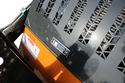 Wolfequip 23hp Mini Skid Steer Loader, with Bucket 22-25hp, Digging, Bull-dozing, Drilling, augering, trenching